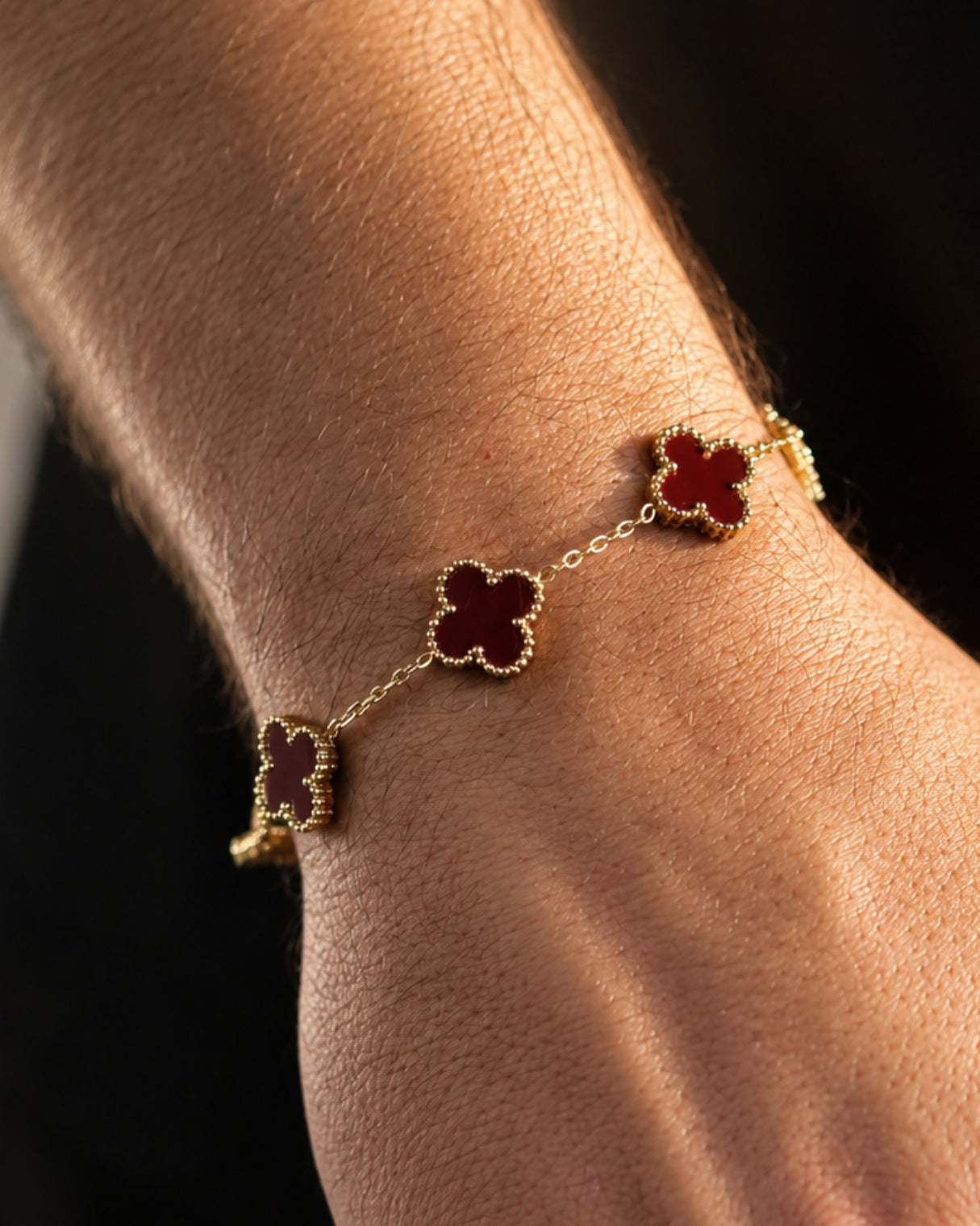 Premium Bordo Yonca Bileklik (Gold Renk)
