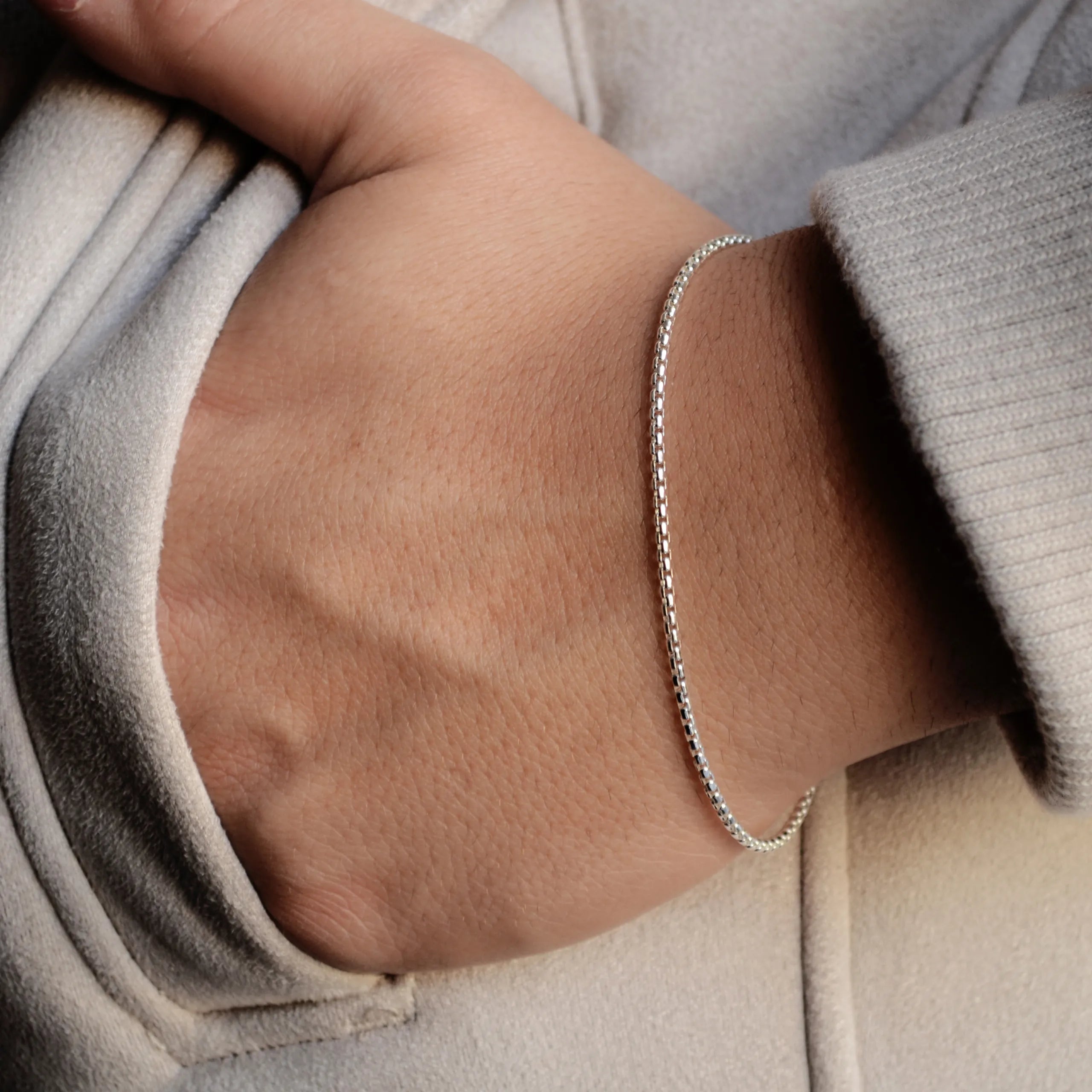 925 Ayar Gümüş - Minimal Box Bileklik